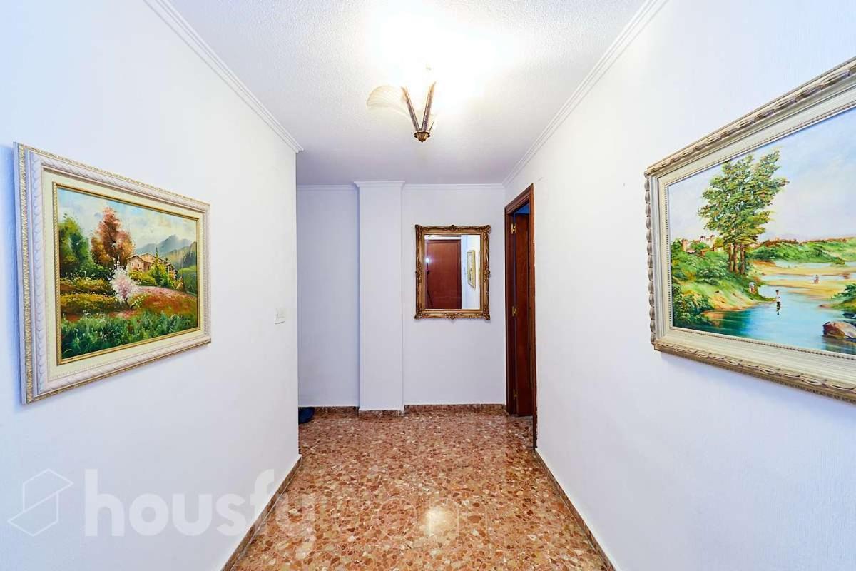 Classic Bedroom In The Center Of Alicante Ngoại thất bức ảnh